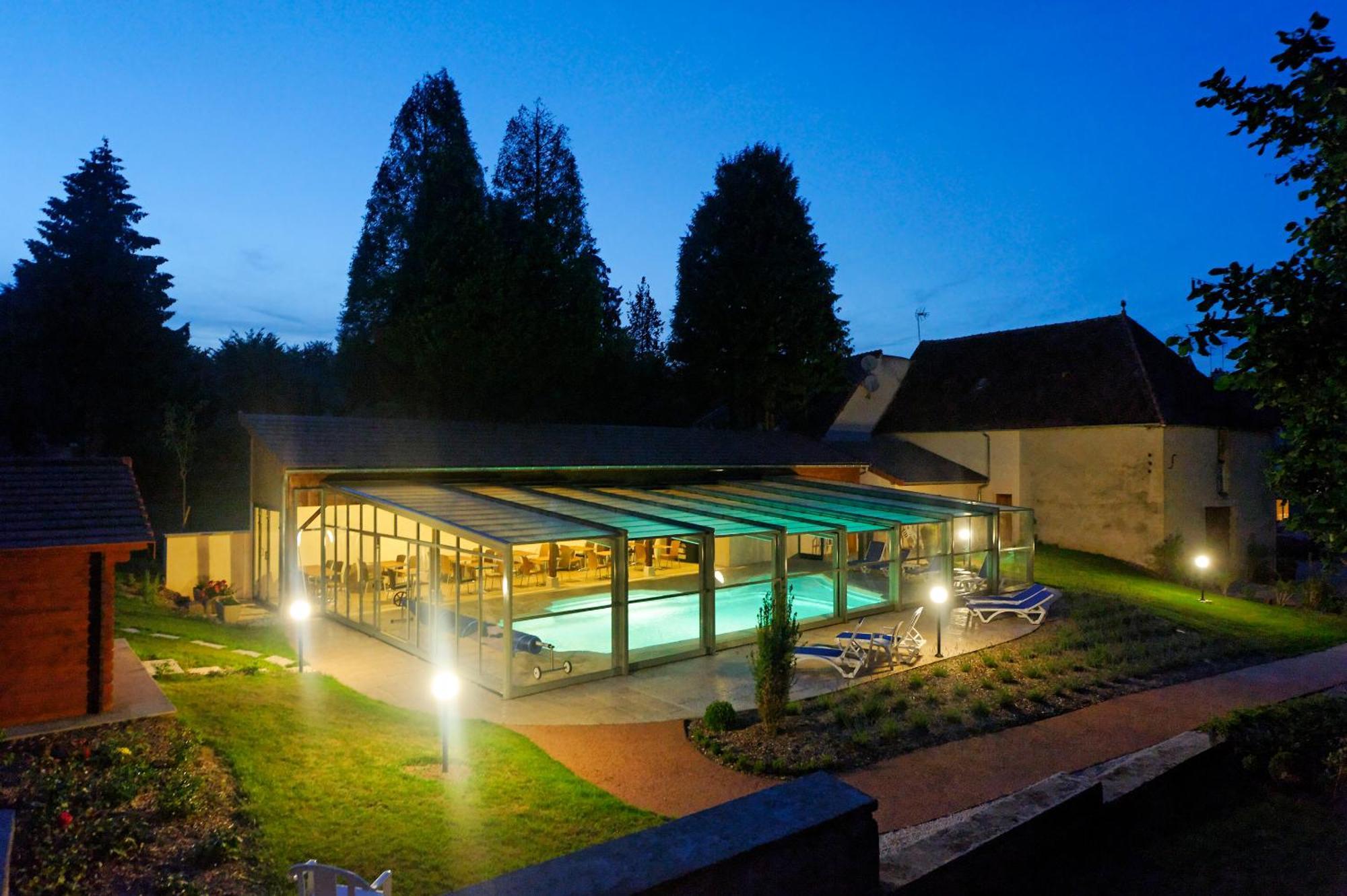 Logis Des Trois Maures Hotell Couches Exteriör bild