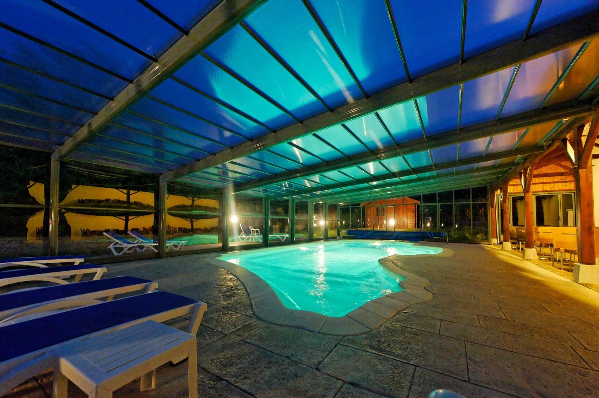 Logis Des Trois Maures Hotell Couches Exteriör bild