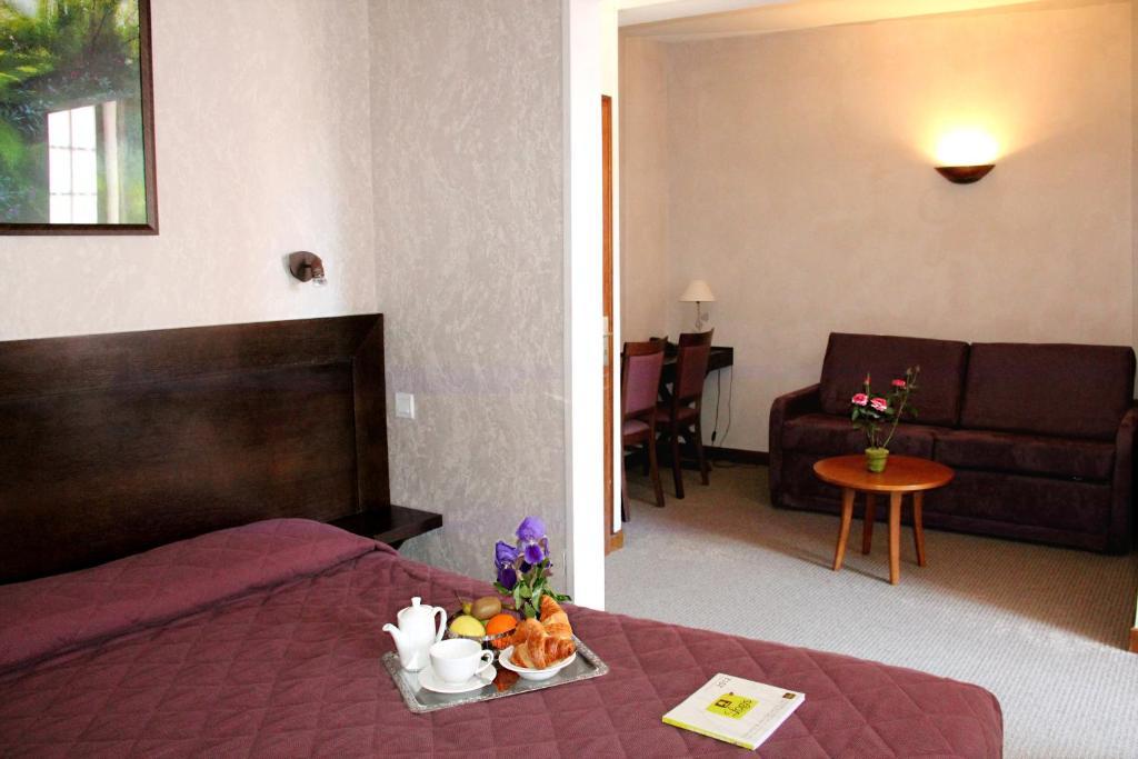 Logis Des Trois Maures Hotell Couches Rum bild