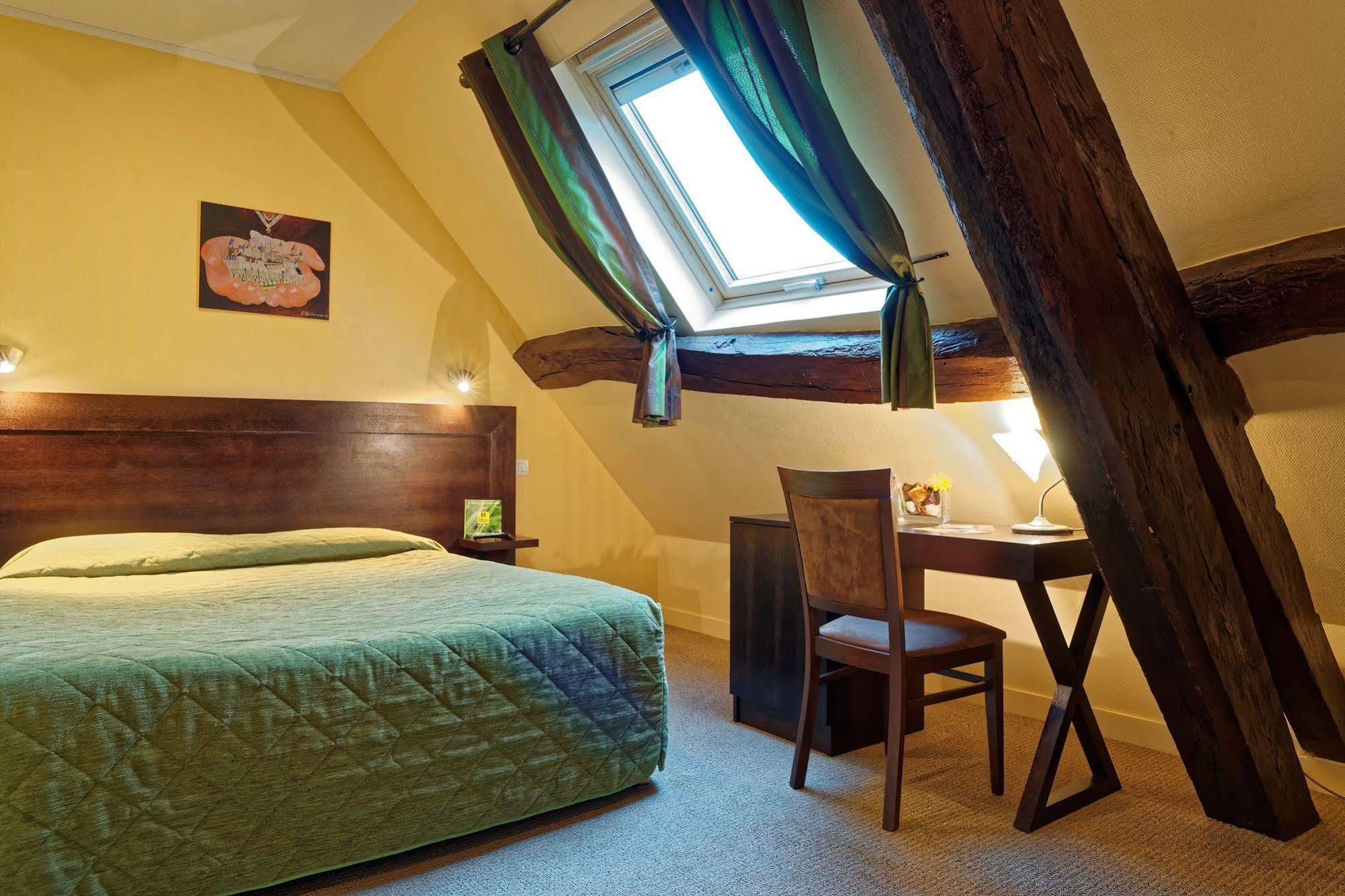 Logis Des Trois Maures Hotell Couches Exteriör bild